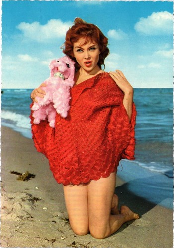 Cpm sexy lady the beach - the, pin