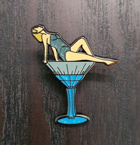 Spilla smaltata sexy lady - lady, su